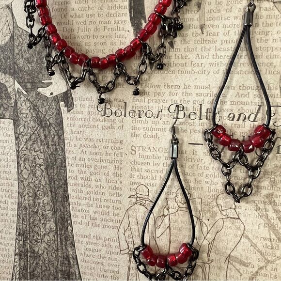 Hand Crafted Red/Black Beads & Chain Necklace & Earring Set - Picture 8 of 8